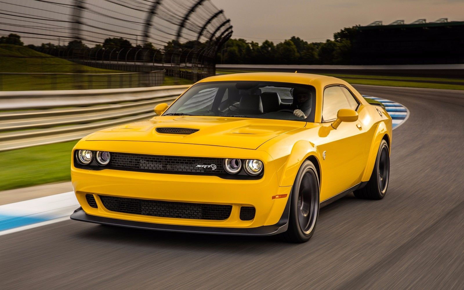 Challenger Hellcat 6 2